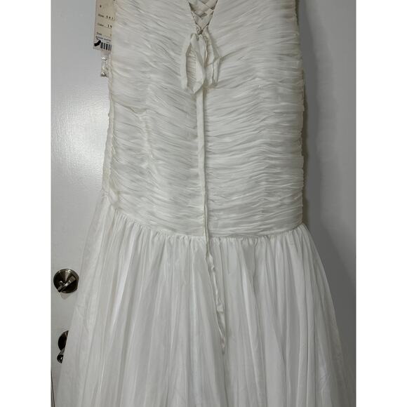 Mac Duggal Bustier Gown White Beaded Embellishments Size 10 NWT 64330 Wedding - Picture 14 of 16